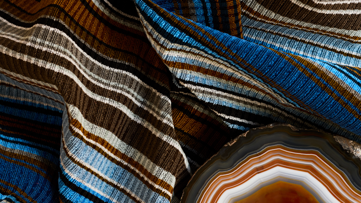 "Agate Stripe detail with agate stone"